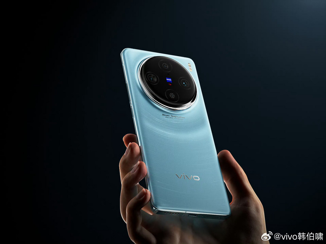 vivo X100 官方渲染图出炉：蓝色水波纹玻璃、奥利奥四摄