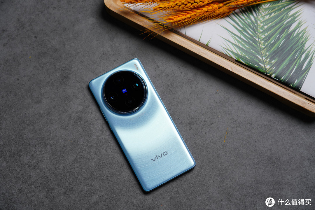 Phonetalk：影像、性能全面进阶的蓝厂大杯丨vivo X100 Pro首发测评