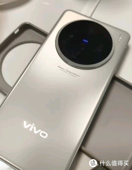 vivo X100s——超薄直屏，拍张更出众