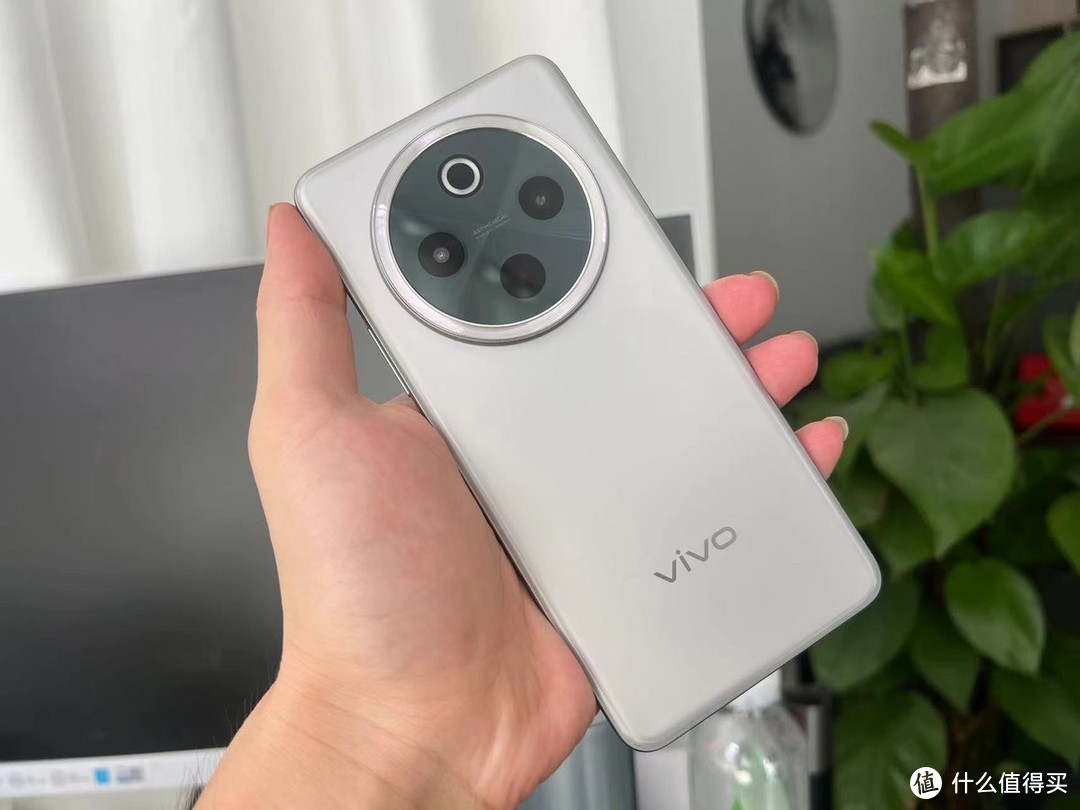 vivo“续航王”：6500mAh+80W+SGS五星耐摔，仅1794元