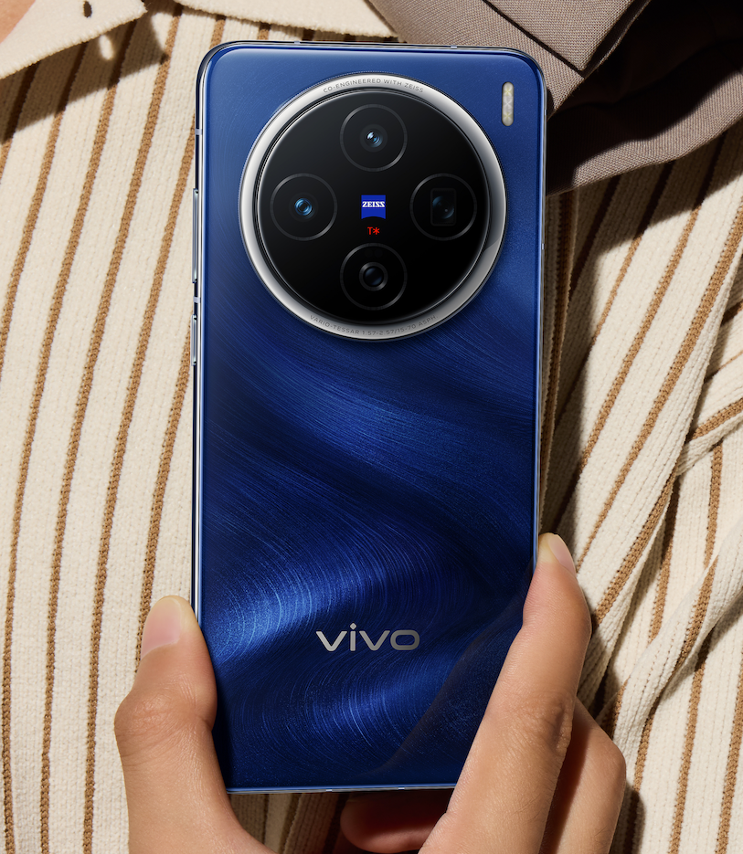 vivo X200 标准版真机图公布：水纹云阶设计，首款天玑9400旗舰