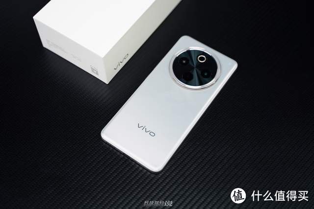 vivo Y300 Pro体验：7.69mm轻薄，6500mAh大电池，真实用的千元机