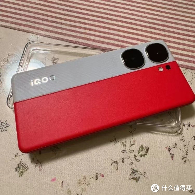 vivo X100同款主摄，第二代骁龙8+5160mAh大电池，仅2199元