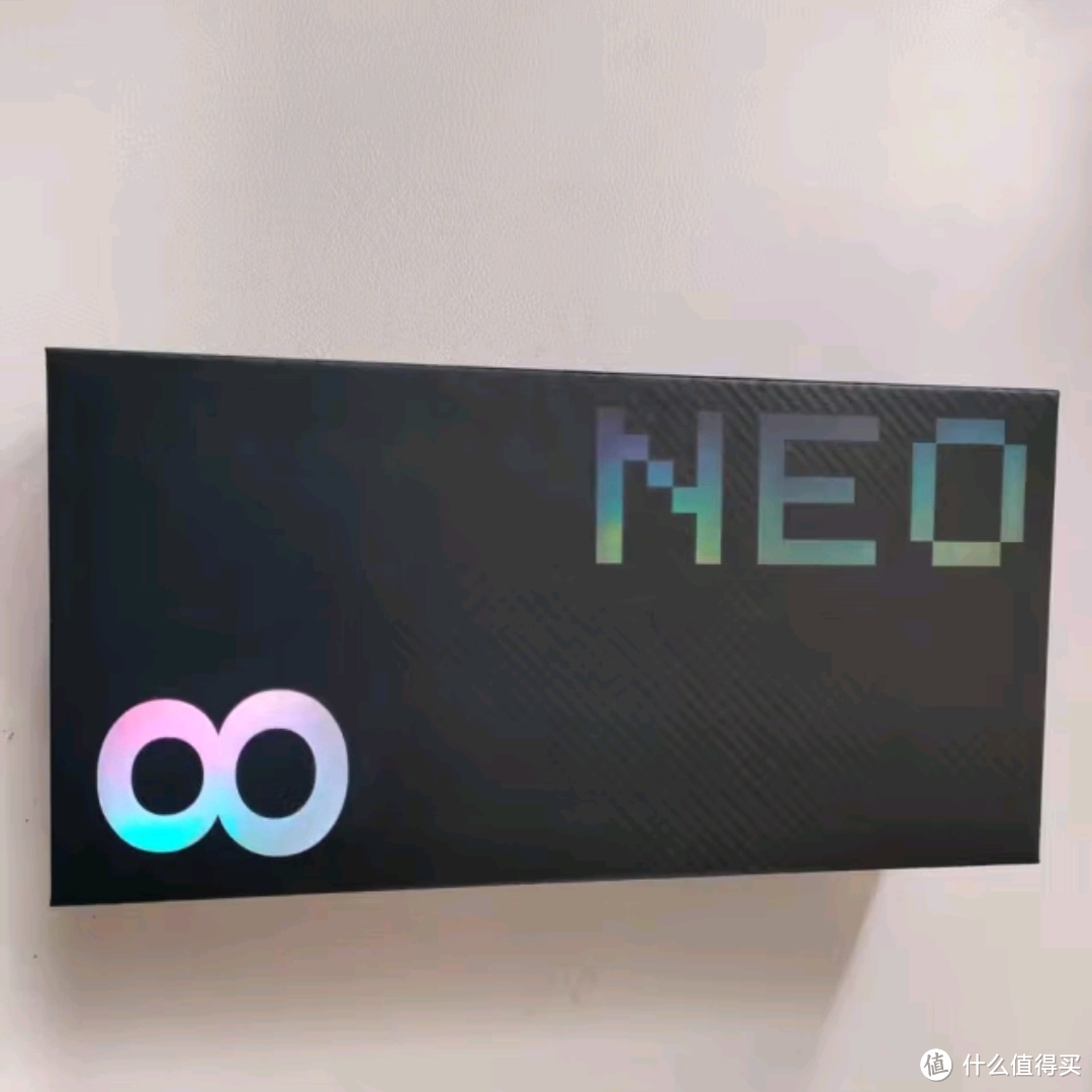 vivo iQOO Neo8电竞神器，120W闪充助力游戏玩家！