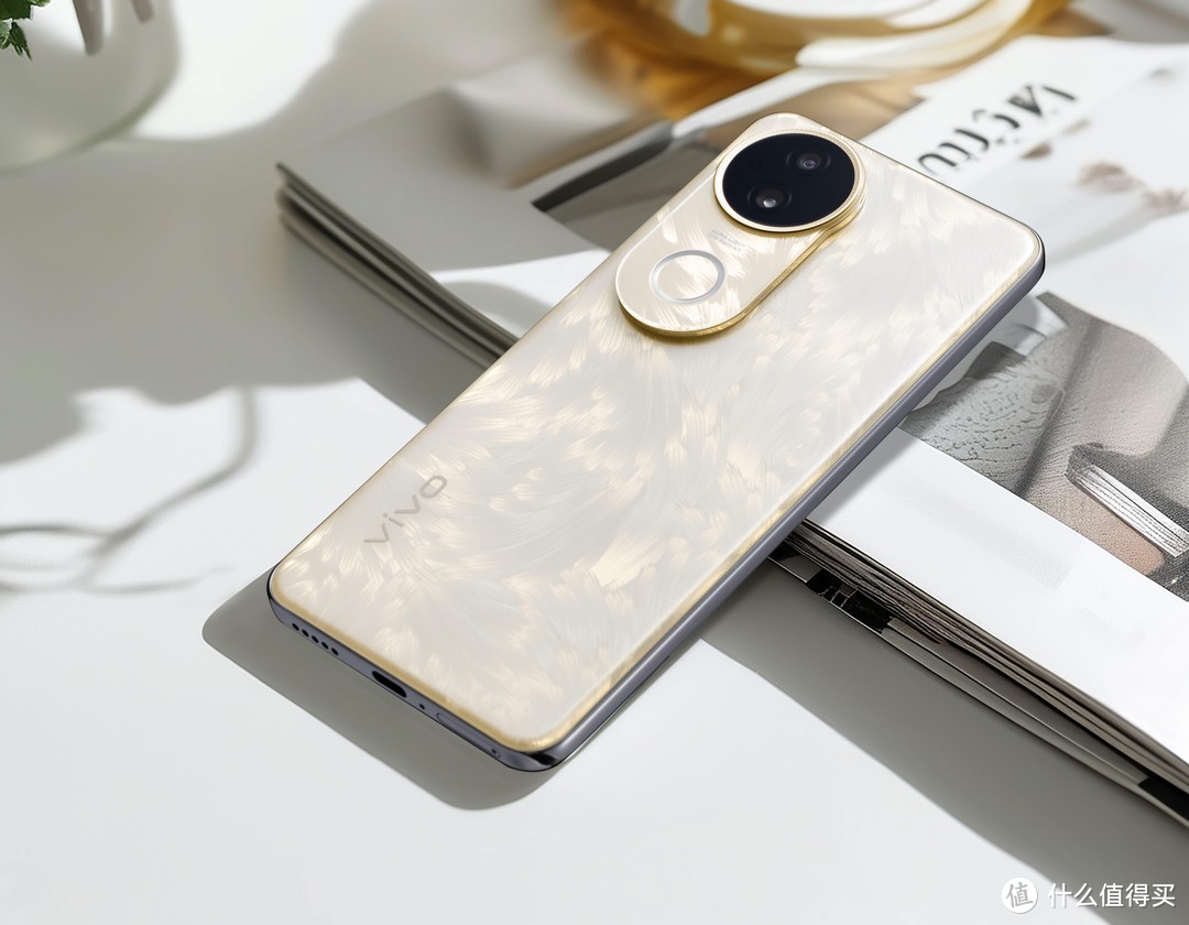 评测出炉！vivo S20凤羽金漂亮，综合表现更漂亮