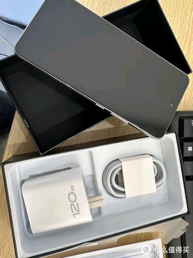 vivo iQOO Neo10震撼登场！