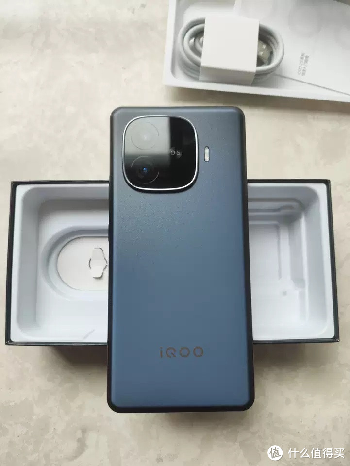 vivo iQOO Z9 Turbo+ 天玑9300+ 学生游戏神器