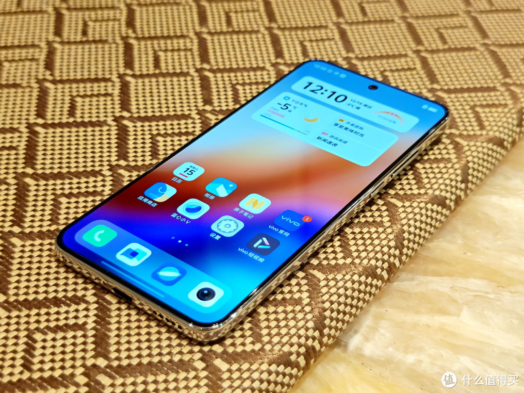 2K档位无对手！仅搭载骁龙7Gen3，vivo S20凭啥能在众旗舰杀出圈